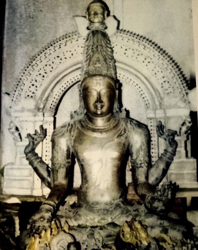 Ancient Lokesvara statue in Kadri Manjunatha Temple, Mangalore, Karnataka. (Buddhism in Coastal Karnataka)